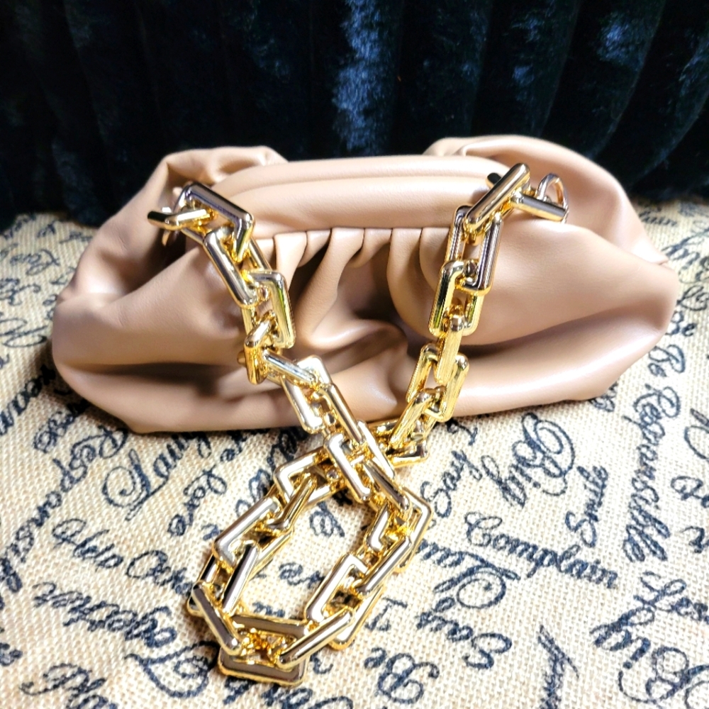 Faux leather beige bag with gold plastic chain handle